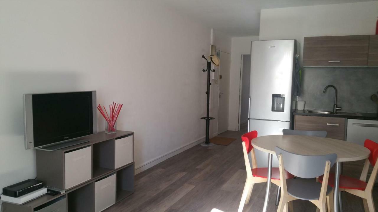 Appartement De Charme Au Calme 카스텔나우르레즈 외부 사진
